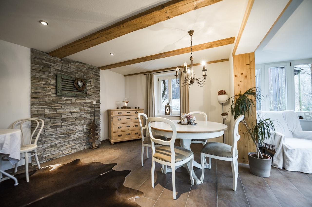 B3 Boutique-Bed&Breakfast Gsteigwiler Bagian luar foto